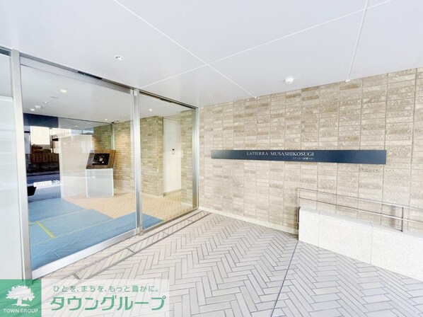 ラティエラ武蔵小杉の物件内観写真